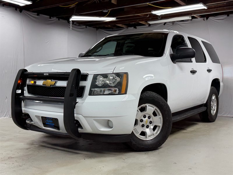 White 2014 Chevrolet Tahoe SUV / Crossover Four-Wheel Drive 6-Speed Automatic