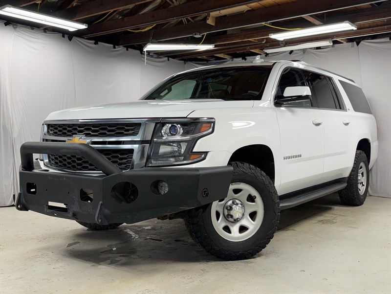White 2016 Chevrolet Suburban SUV / Crossover Four-Wheel Drive 6-Speed Automatic
