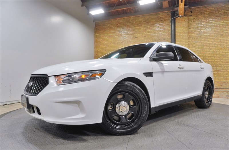 White 2013 Ford Taurus Sedan All-Wheel Drive 6-Speed Automatic
