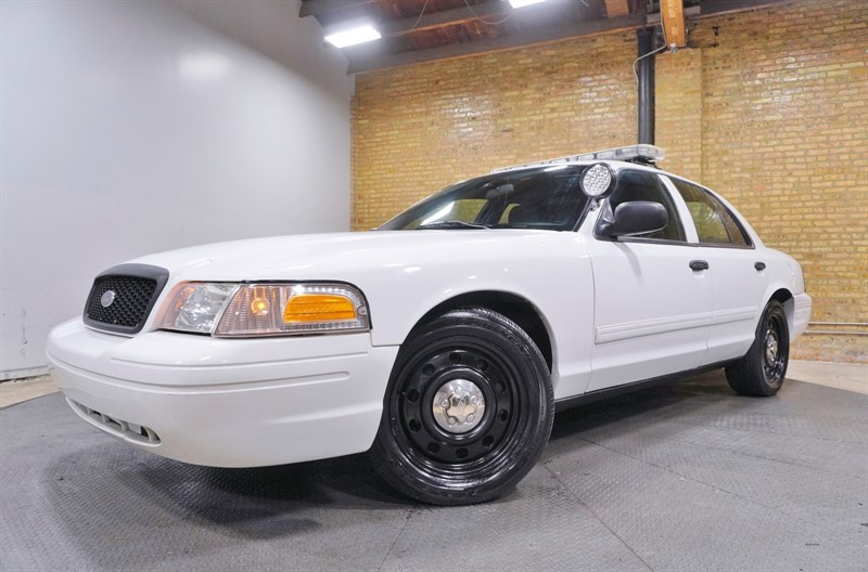 White 2011 Ford Crown Victoria Sedan Rear-Wheel Drive 4-Speed Automatic