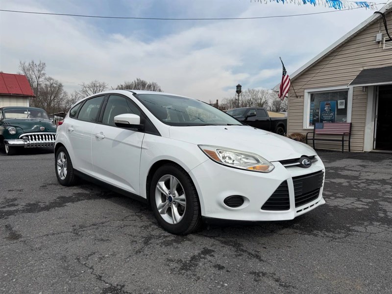 2014 Ford Focus SE Hatchback
