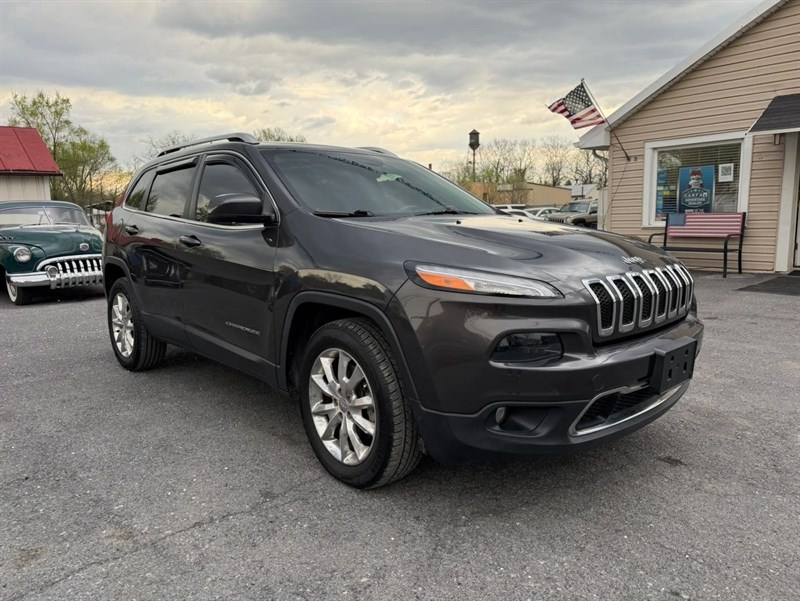 Gray 2015 Jeep Cherokee Limited 4WD SUV / Crossover Four-Wheel Drive 9-Speed Automatic