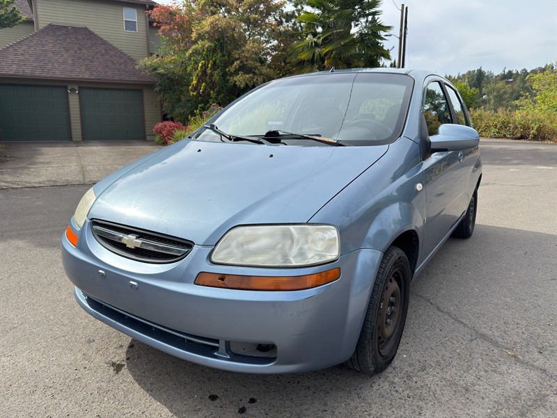 Bright Blue Metallic 2007 Chevrolet Aveo Hatchback Front-Wheel Drive 5-Speed Manual