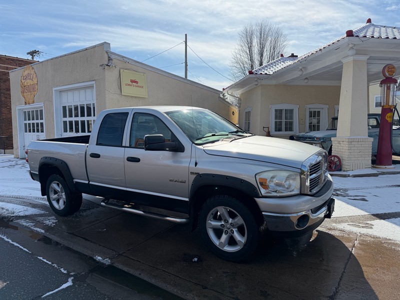 2008 Dodge RAM 1500 SLT Quad Cab 4WD