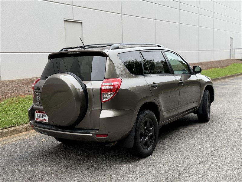 Toyota RAV4 photo 9