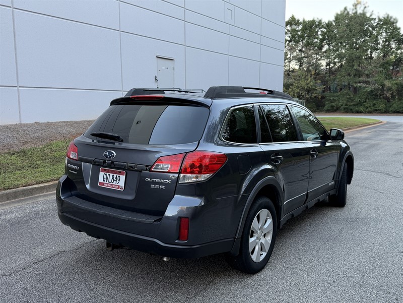 Subaru Outback photo 10