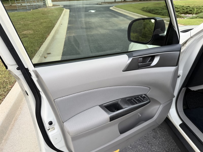 Subaru Forester photo 14