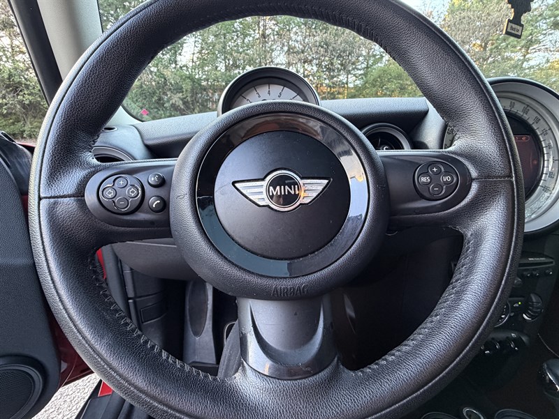 Mini Cooper photo 18