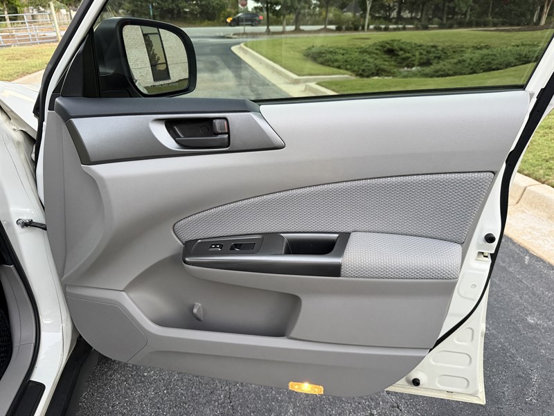 Subaru Forester photo 18