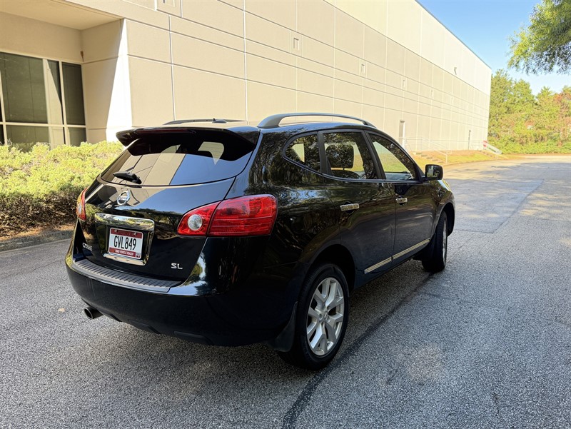 Nissan Rogue photo 10