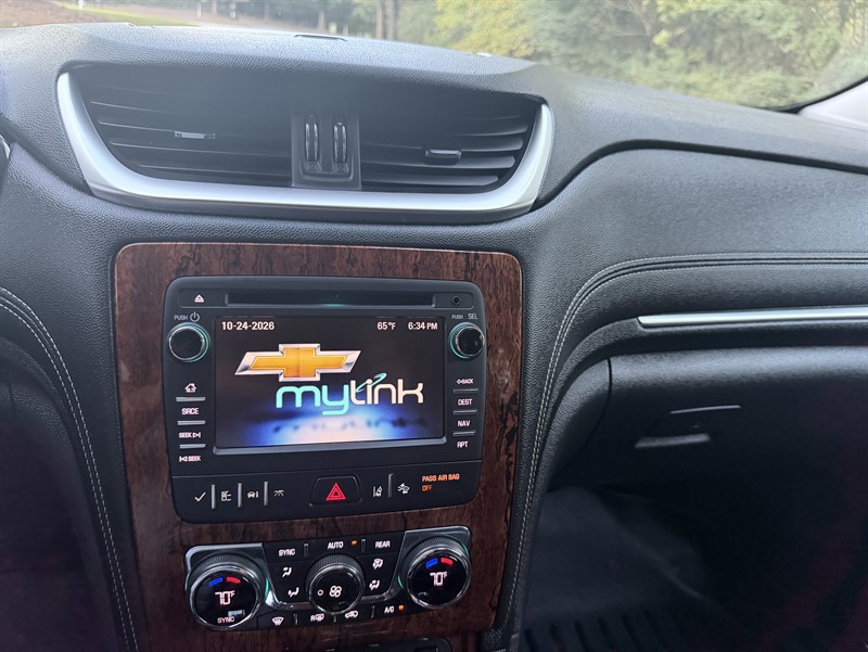 Chevrolet Traverse photo 23