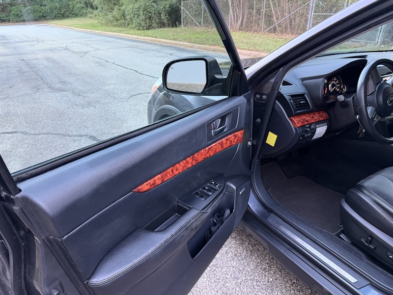 Subaru Outback photo 17