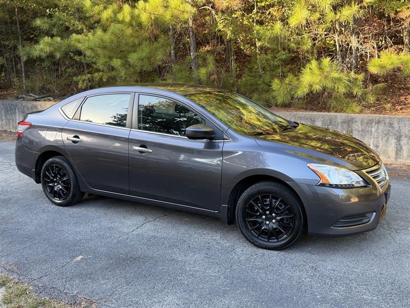 Nissan Sentra photo 12