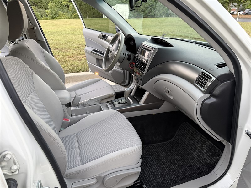 Subaru Forester photo 19