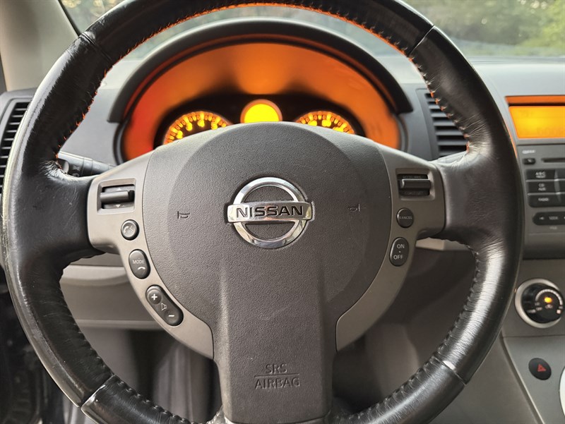 Nissan Sentra photo 25