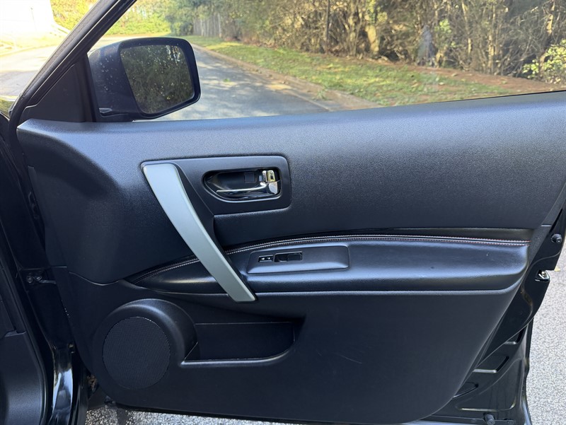Nissan Rogue photo 23