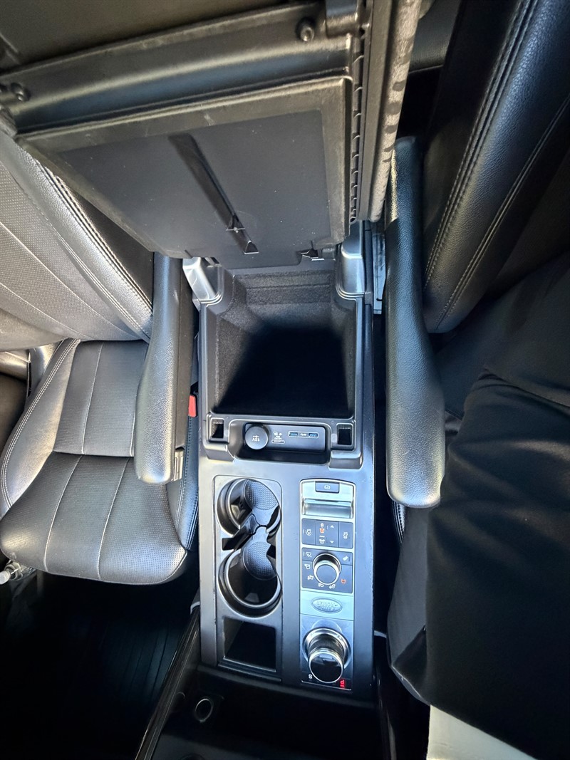 Land Rover Discovery photo 46