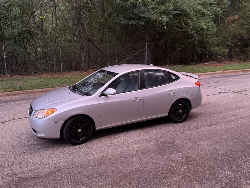 Hyundai Elantra photo 5
