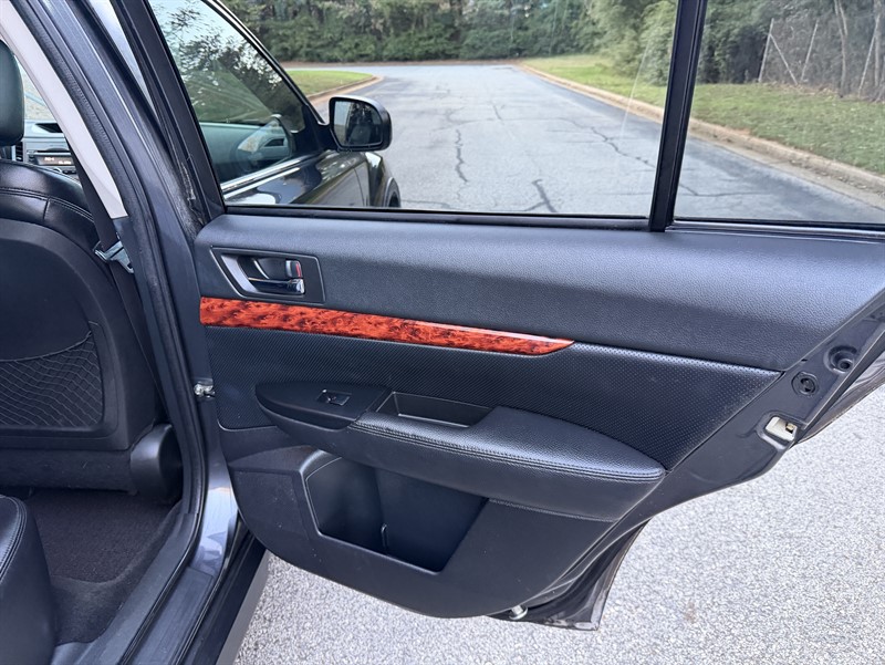 Subaru Outback photo 23
