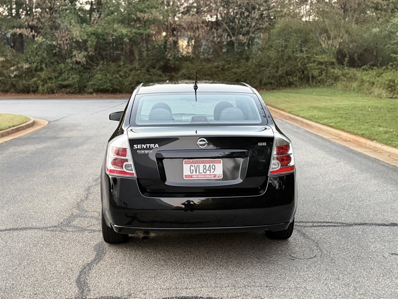 Nissan Sentra photo 9