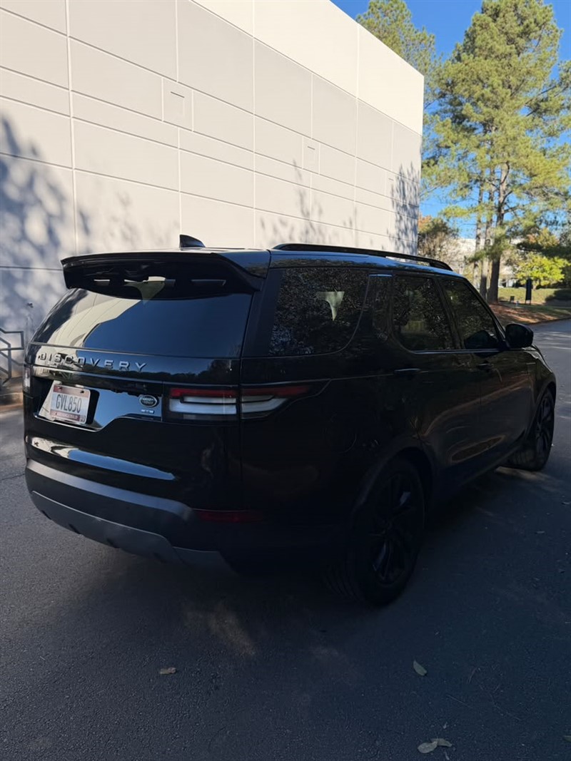 Land Rover Discovery photo 7