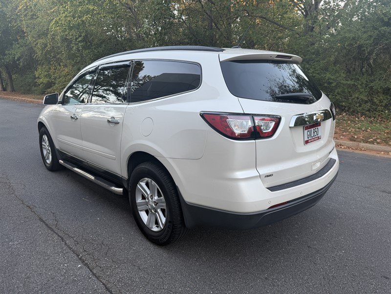 Chevrolet Traverse photo 7