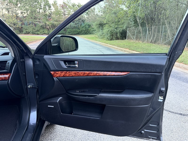Subaru Outback photo 25