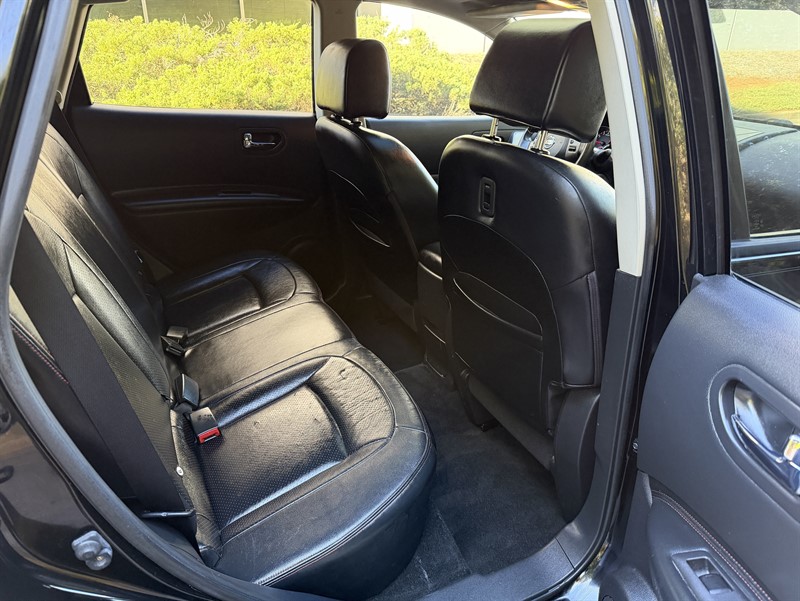 Nissan Rogue photo 21