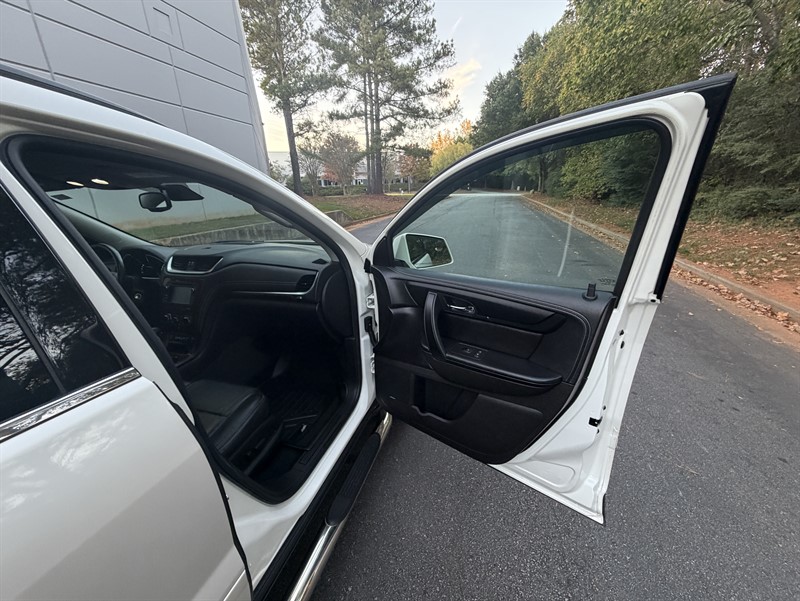 Chevrolet Traverse photo 17