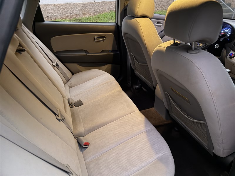 Hyundai Elantra photo 22