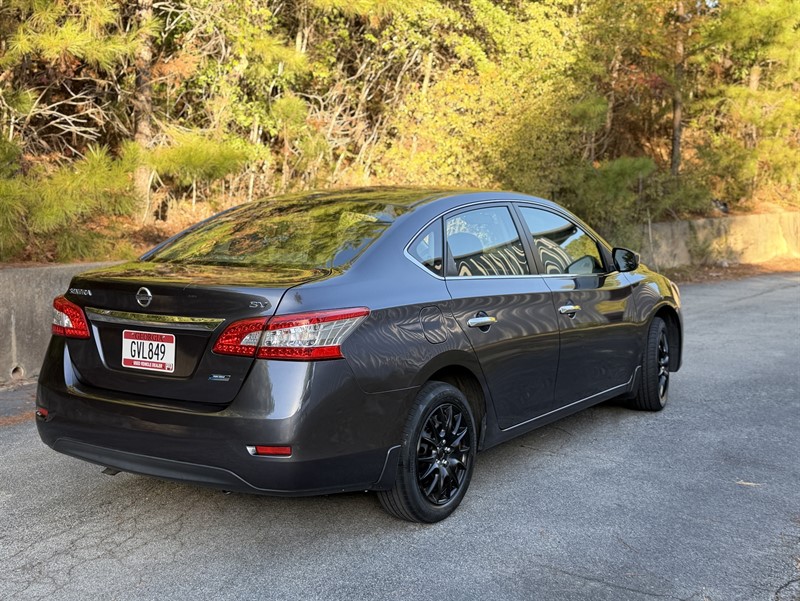 Nissan Sentra photo 10