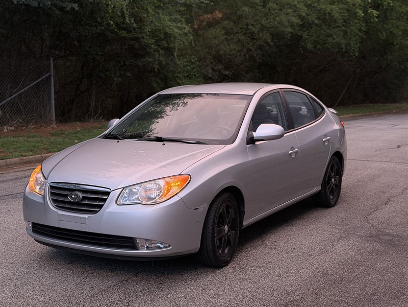 Hyundai Elantra photo 4