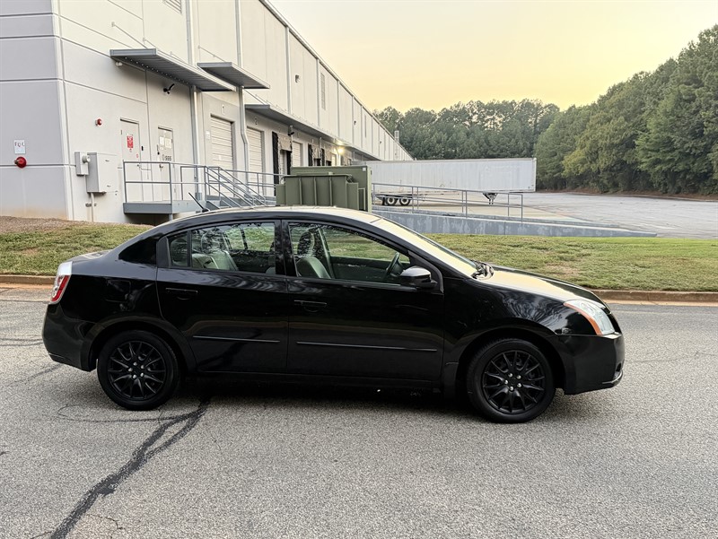 Nissan Sentra photo 12