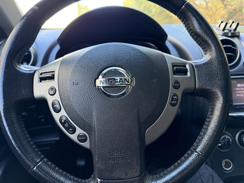 Nissan Rogue photo 26