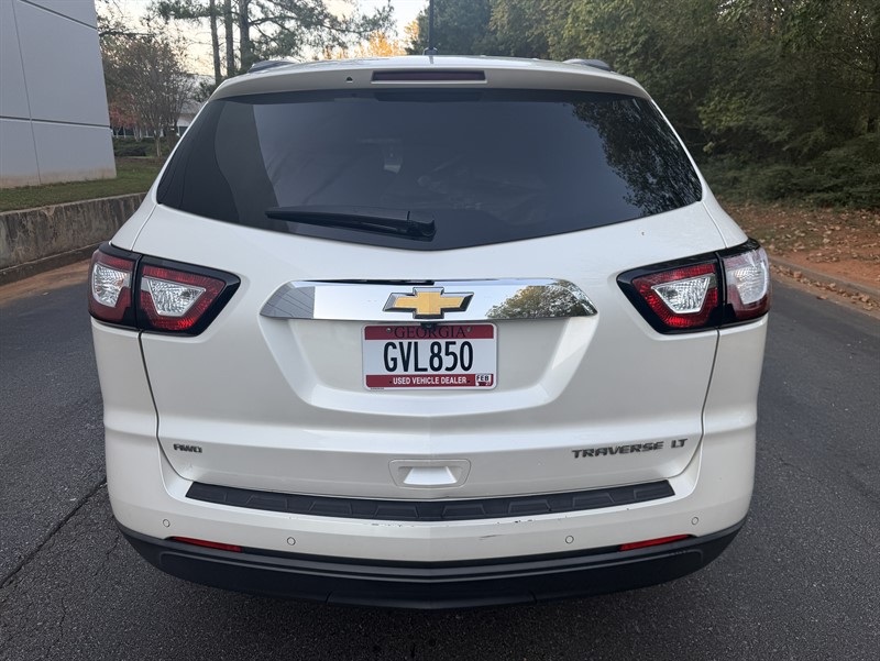 Chevrolet Traverse photo 6