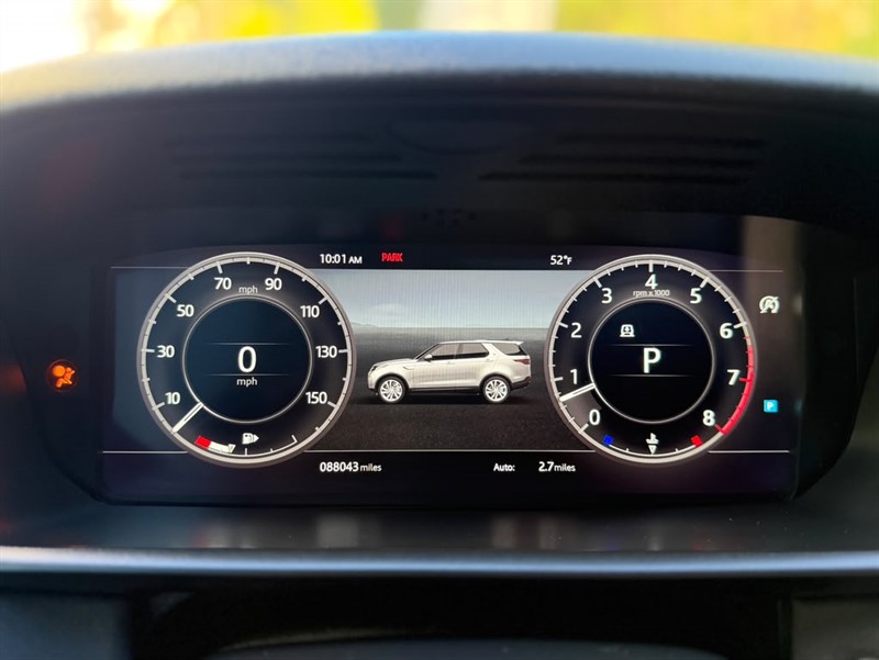 Land Rover Discovery photo 16