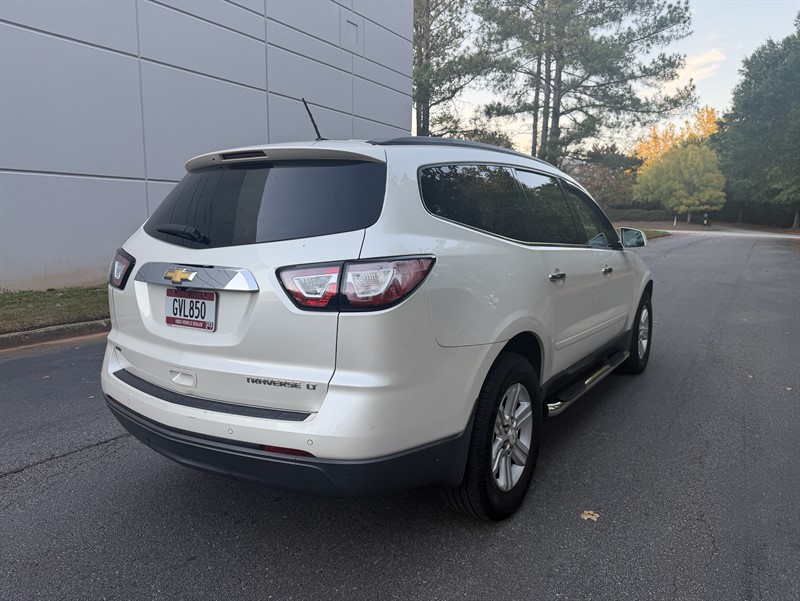 Chevrolet Traverse photo 5