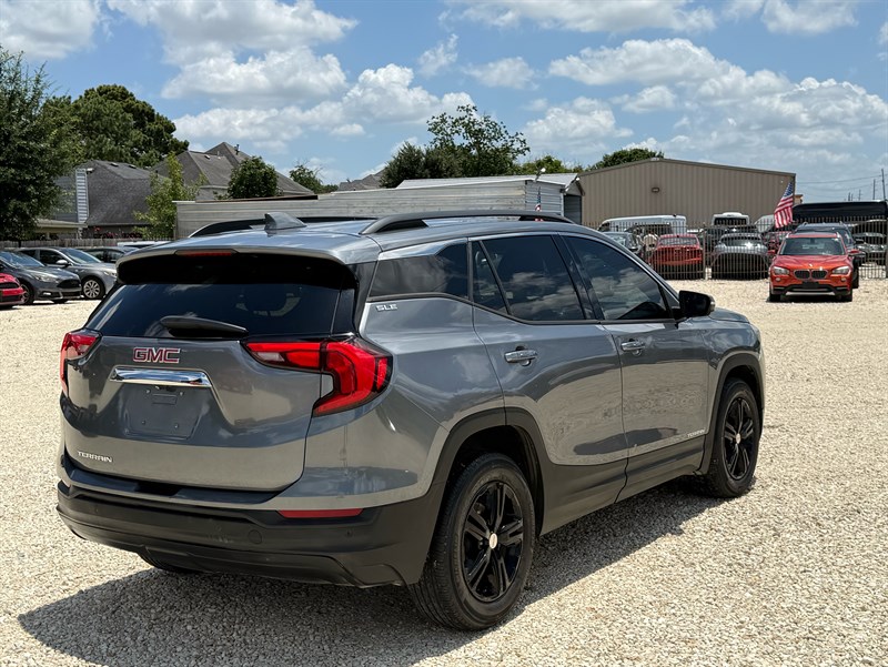 View vehicle photo 7