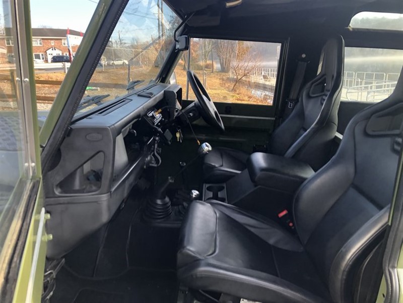 1993 Land Rover Defender 90 8