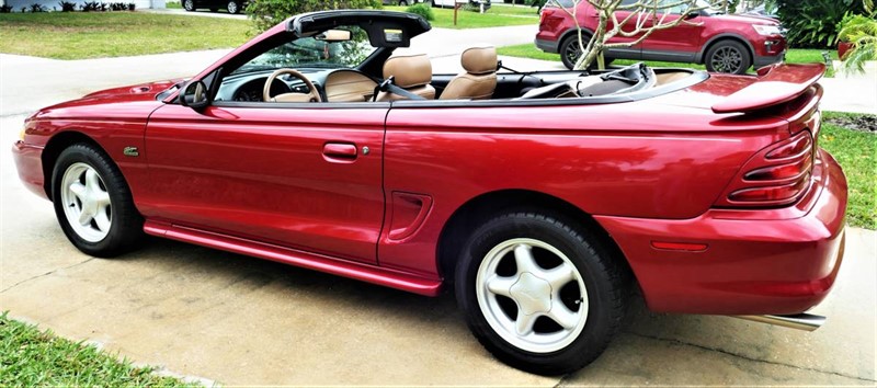 1995 Ford Mustang GT 4
