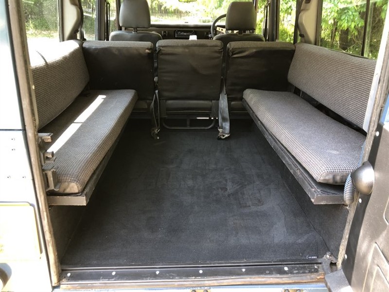 1992 Land Rover Defender 110 12