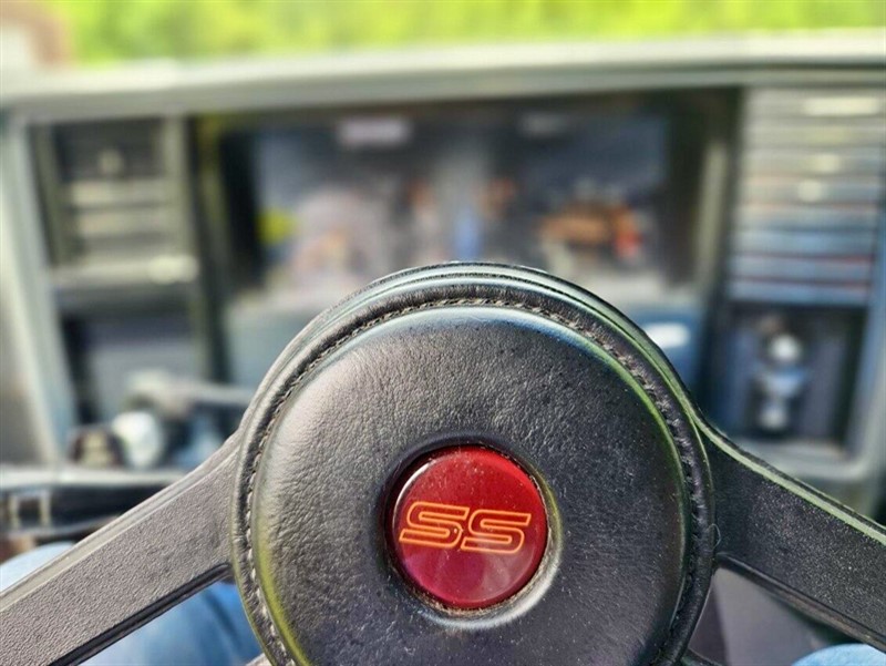 1985 Chevrolet Monte Carlo SS 11