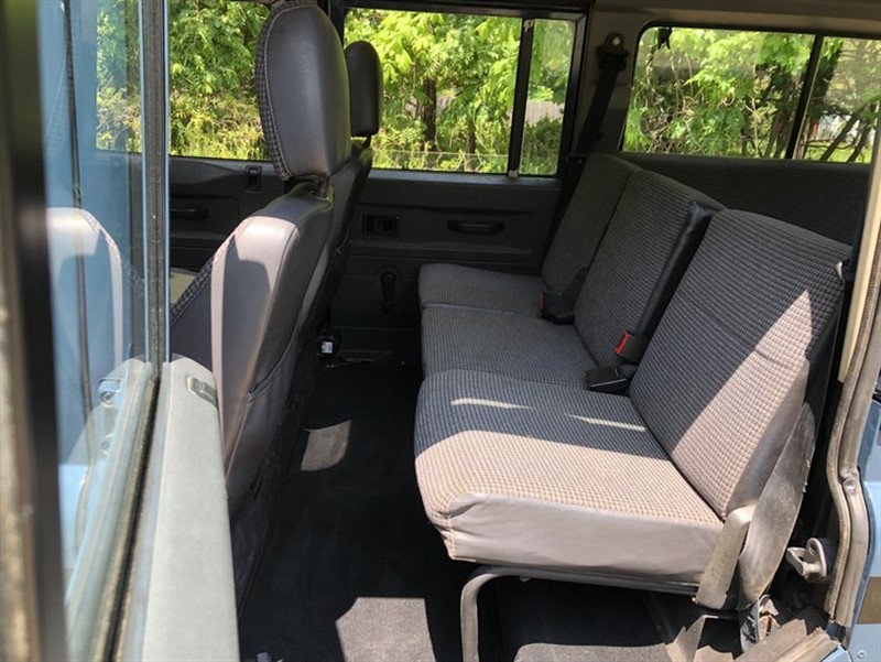 1992 Land Rover Defender 110 14