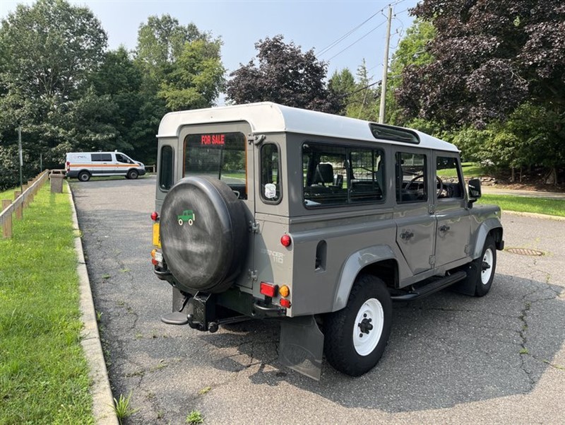 1990 Land Rover Defender 110 4