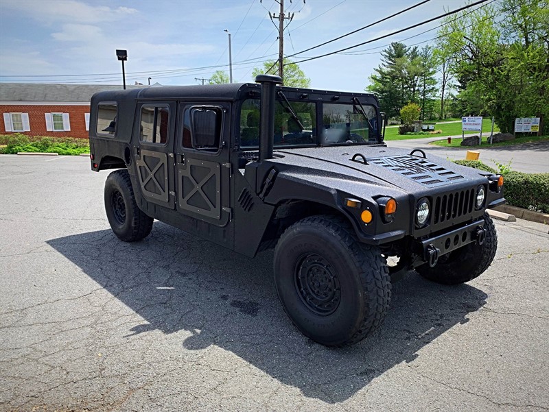 1990 AM General M998 HMMWZ 1