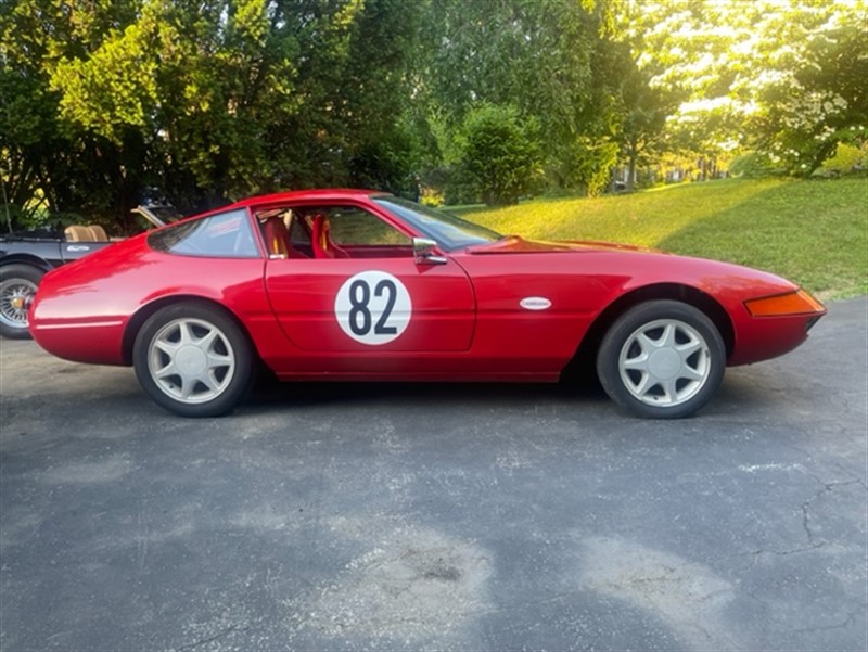 1968 Ferrari - Replica Daytona 2