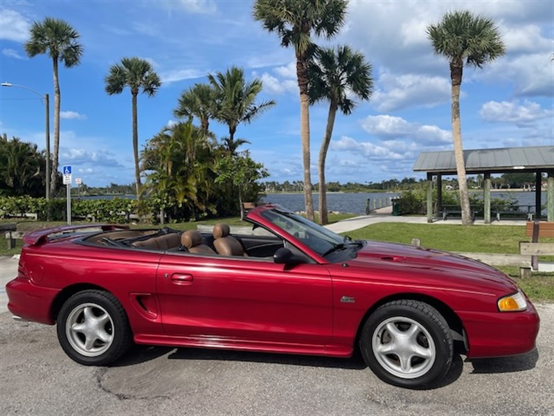 1995 Ford Mustang GT 1