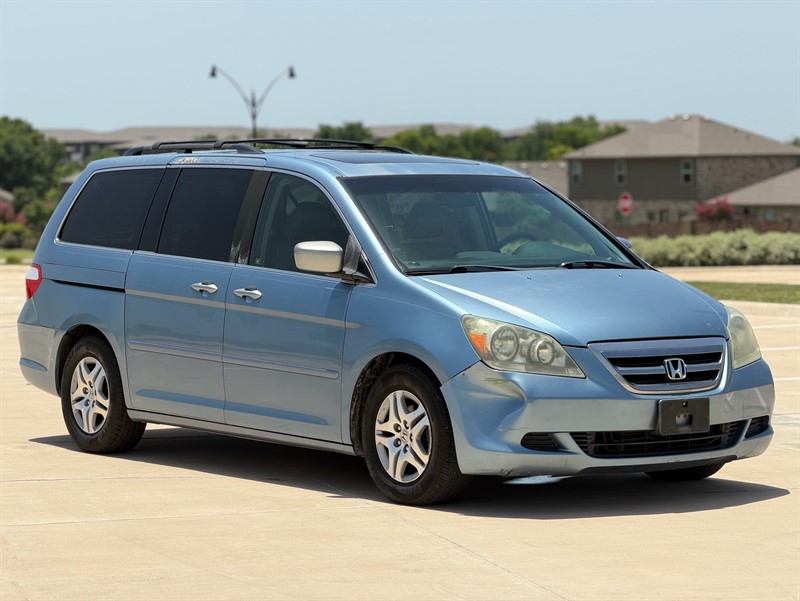  2005 Honda Odyssey EX-L FWD with DVD and Navigation   