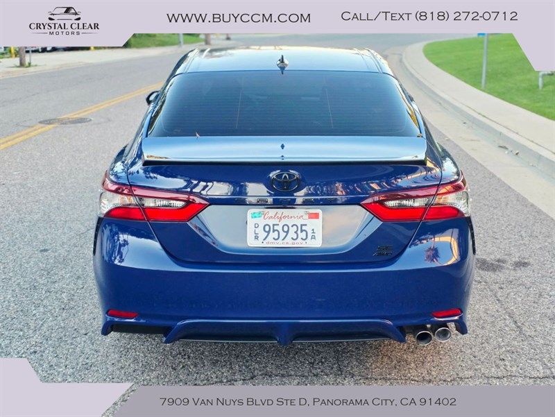 View vehicle photo 6