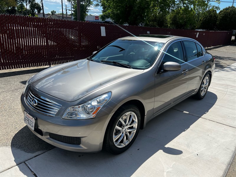 Gray (Desert Platinum) 2008 INFINITI G35 x Sedan AWD Sedan All-Wheel Drive Automatic
